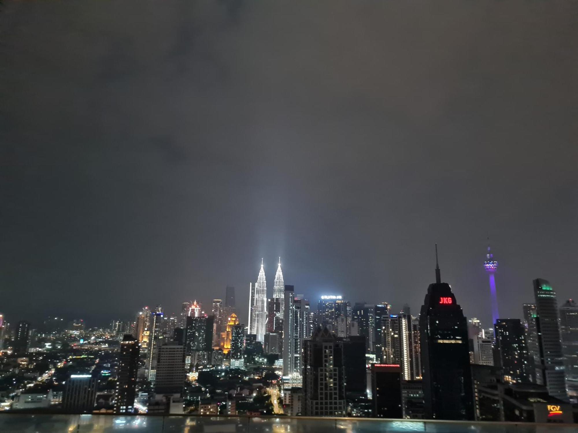 Regalia Skypool 969 Apartemen Kuala Lumpur