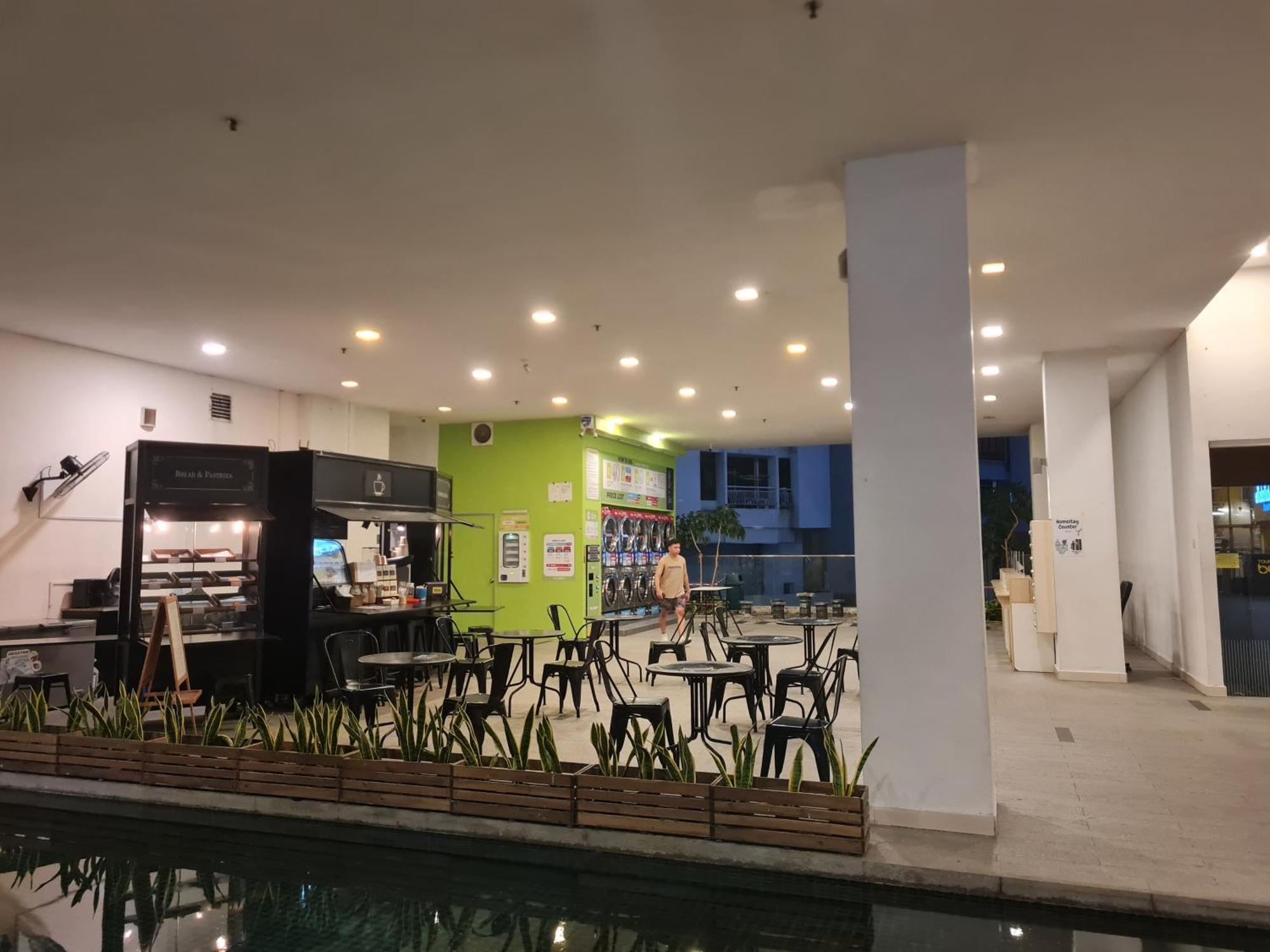 Regalia Skypool 969 *